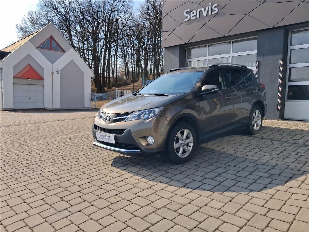 Toyota RAV4 2,2 Active AT 4x4