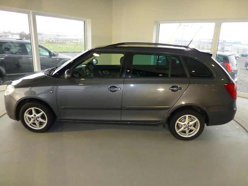 Škoda Fabia (2009) 1,6I-77KW***KLIMATIZACE***ALU - fotka 6 z 19