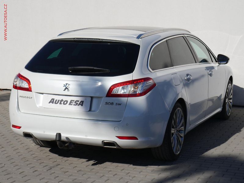 Peugeot 508 (2011) 2.2 HDi, ČR, GT, AT, bixen - fotka 4 z 21