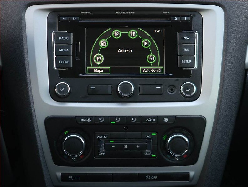 Škoda Octavia (2012) Ambition 1.6 TDI, Navi - fotka 12 z 20