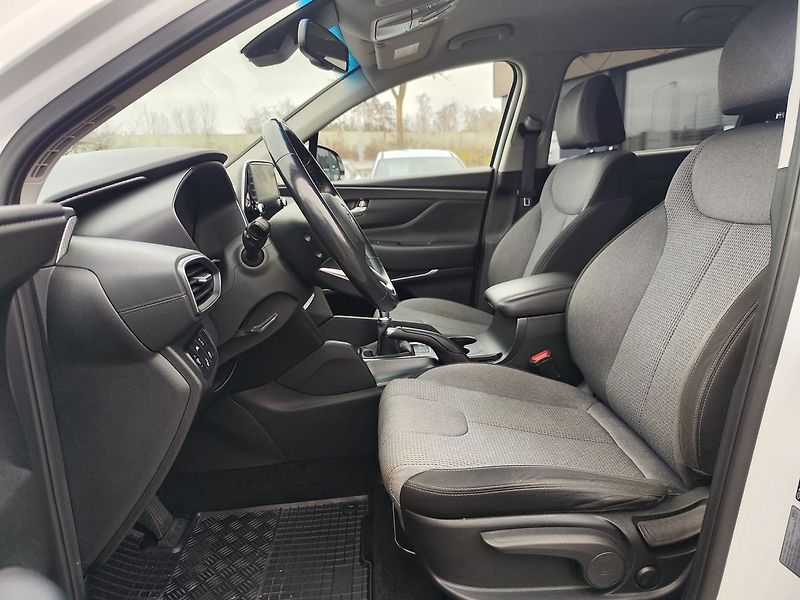 Hyundai Santa Fe 2.0 CRDI/110kW Smart Success - fotka 16 z 34