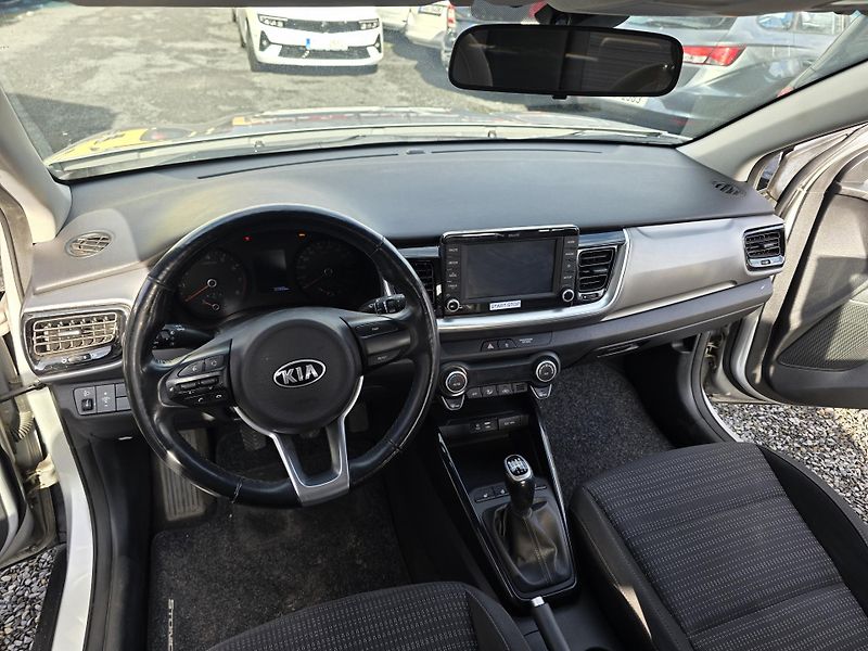 Kia Stonic 1.0 T Kamera  - fotka 8 z 12