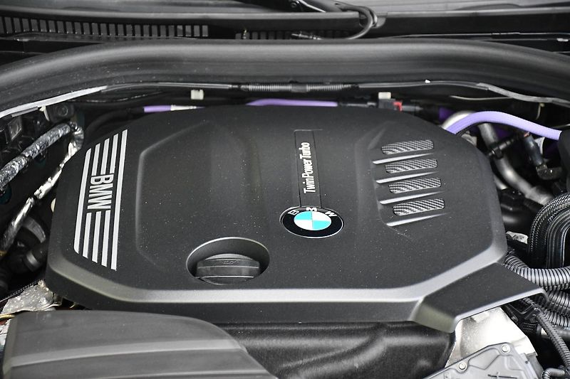 BMW Řada 3 320d xDrive MSPORT ČR 3LZÁRUKA - fotka 44 z 44