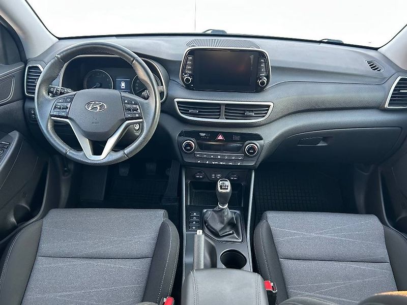 Hyundai Tucson 1,6 130 kw 1,6i - fotka 10 z 23
