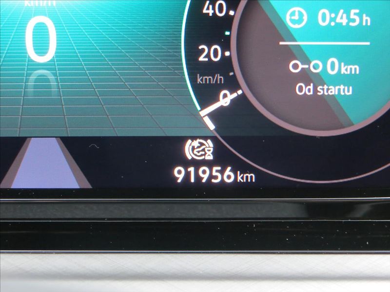 Volkswagen Golf 1,5 TSI 110kW Life DSG7 ČR - fotka 18 z 21