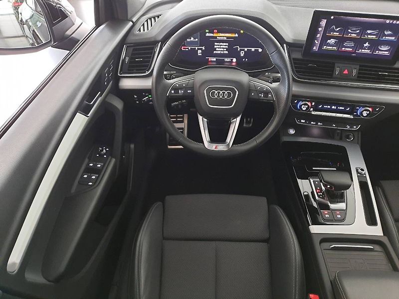 Audi Q5 (2024) 40 TDI quattro (150kW/204k) S - fotka 11 z 27