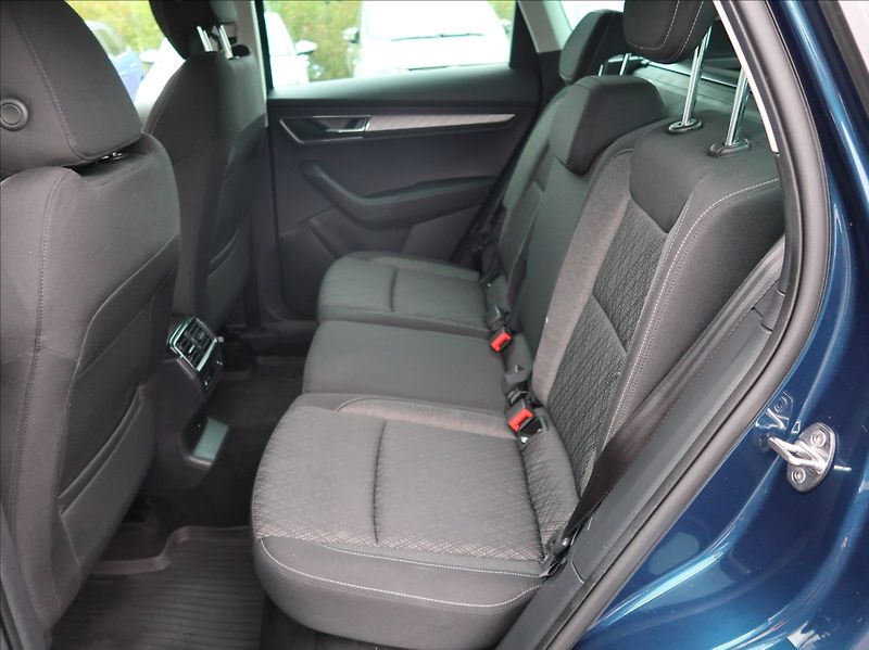 Škoda Karoq 2,0 TDI,110kW,Style,4x4,1majČR - fotka 21 z 33