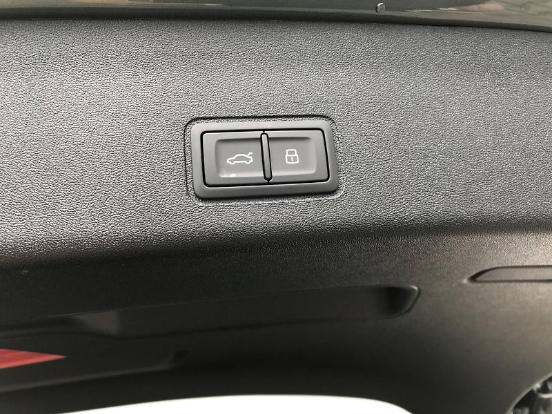 Audi Q3 7STT  1,5 TFSI - fotka 9 z 23