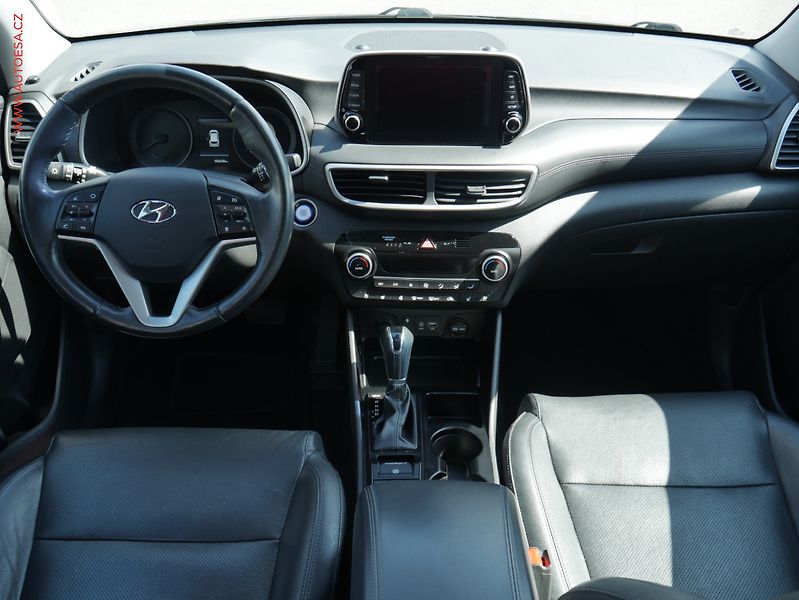Hyundai Tucson (2018) 1.6 T-GDi 4x4, 1.maj,ČR, AT - fotka 8 z 20