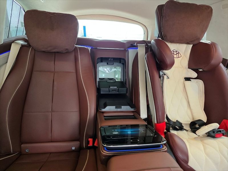 Mercedes-Benz GLS 4,0 Maybach 600 - fotka 17 z 17
