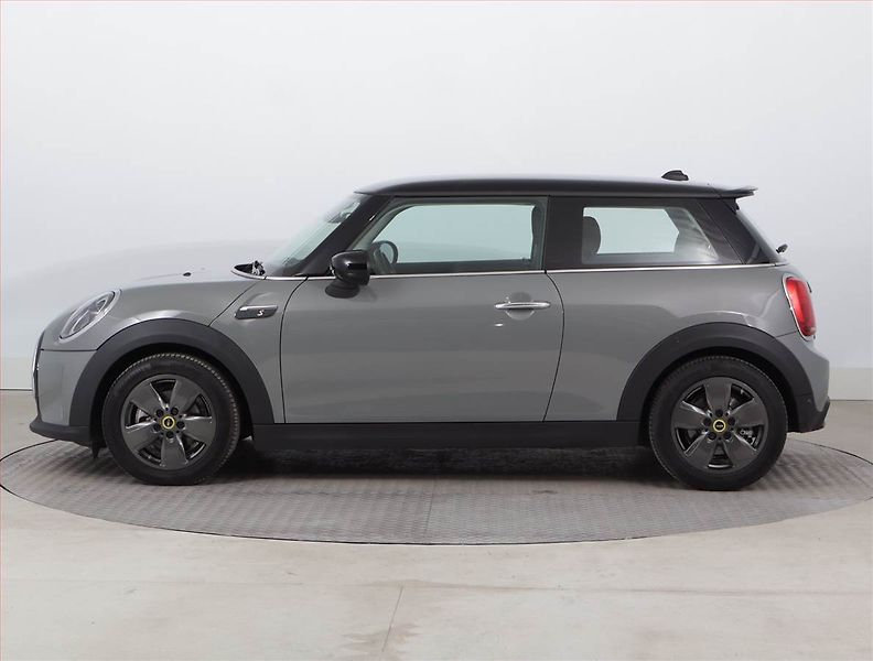 Mini Ostatní (2021) Cooper SE 32 kWh, SoH 98% - fotka 3 z 20