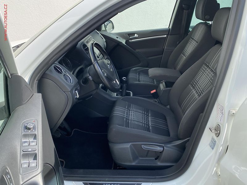 Volkswagen Tiguan (2015) 2.0 TDi, Lounge, navi, kamera - fotka 9 z 17