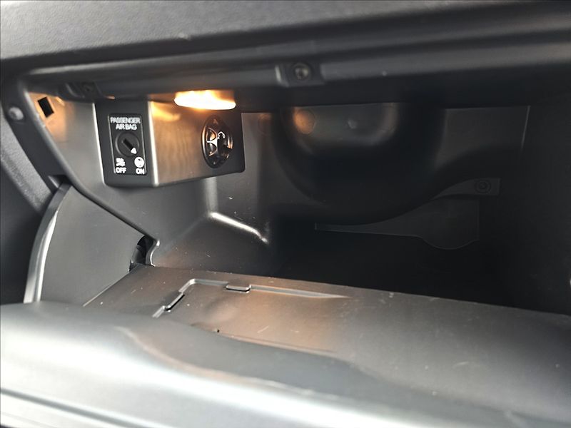 Škoda Rapid 1,2 TSi 66KW Joy DIG.KLIMA STK - fotka 37 z 46