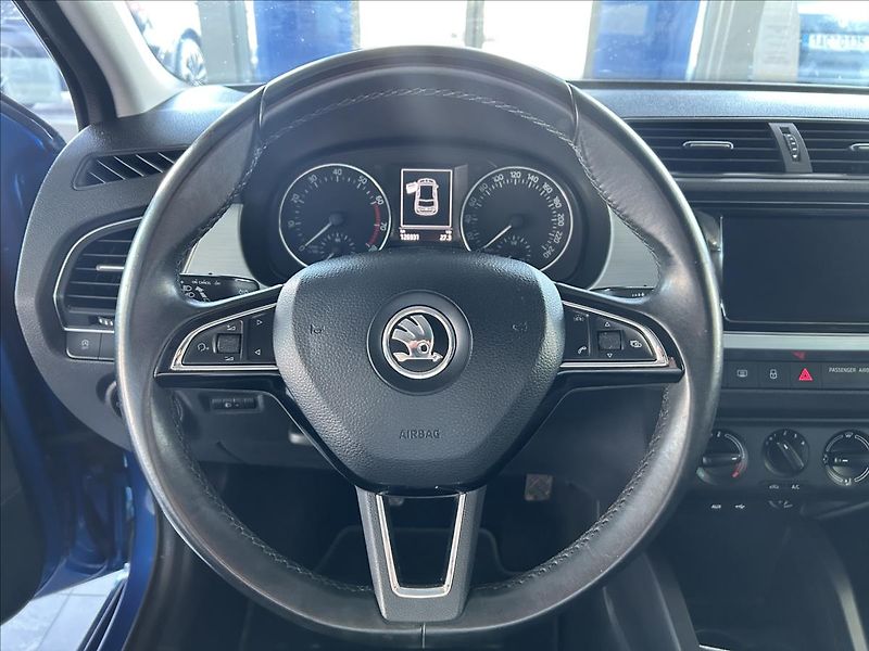 Škoda Fabia 1,2   TSI 66kW,SPORT,STYLE - fotka 12 z 26