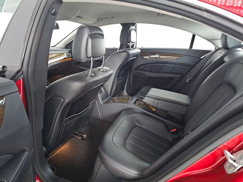 Mercedes-Benz CLS (2016) 350 D 190kW 4MATIC - fotka 7 z 30
