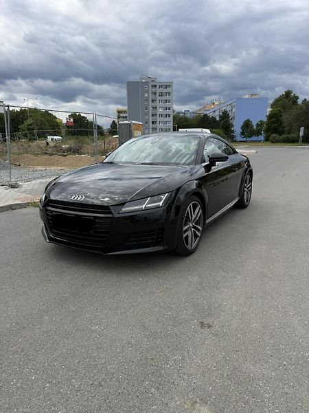 Audi TT (2015) - fotka 1 z 34