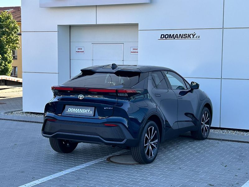 Toyota C-HR (2025) STYLE 2,0 PHEV  - fotka 4 z 14