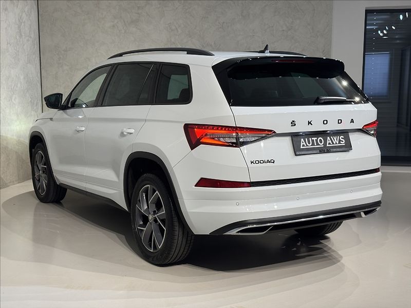 Škoda Kodiaq 2,0 TDi  DSG Sportline Virtual - fotka 10 z 50