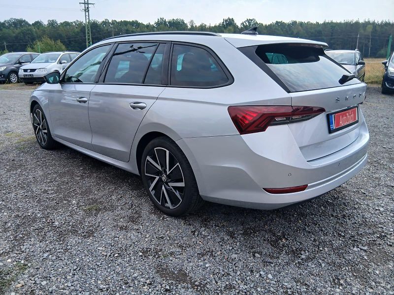 Škoda Octavia 2.0 TDI,STYLE INDIVIDUAL - fotka 13 z 58
