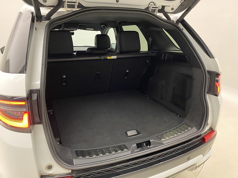 Land Rover Discovery Sport P200 R-DYNAMIC SE AWD AUT - fotka 6 z 47