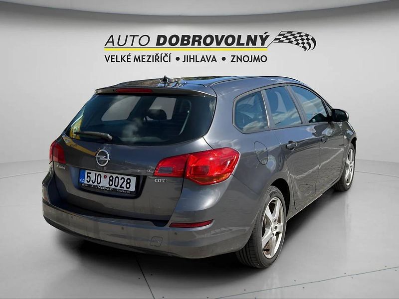Opel Astra J SPORTS TOURER ENJOY A17DTR M - fotka 7 z 21