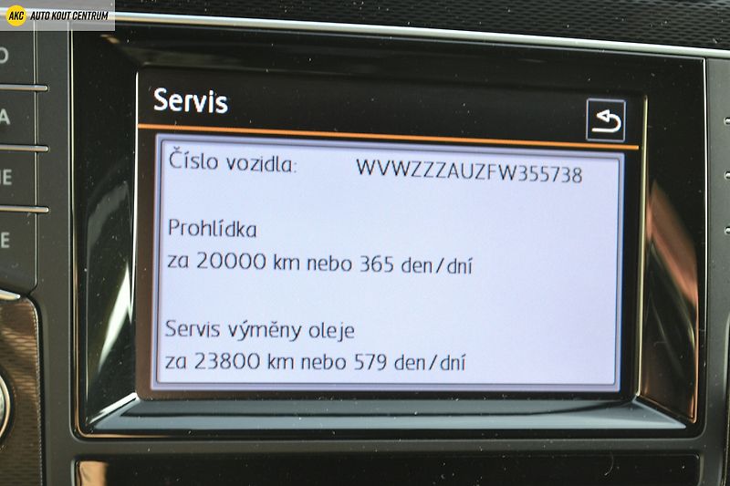 Volkswagen Golf VII    2.0TSI -162KW   GTI - fotka 27 z 39