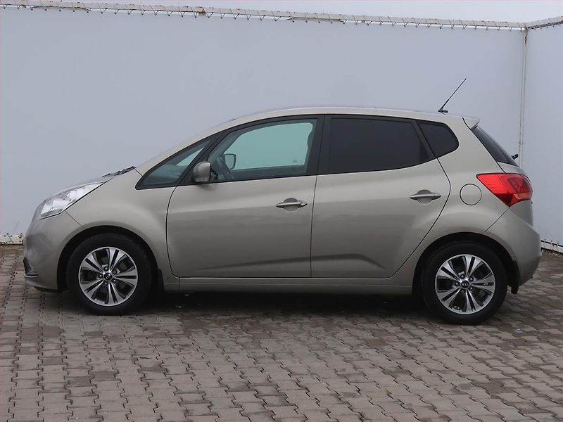 Kia Venga (2015) 1.4 CRDi, Serv.kniha, Tempomat - fotka 3 z 18