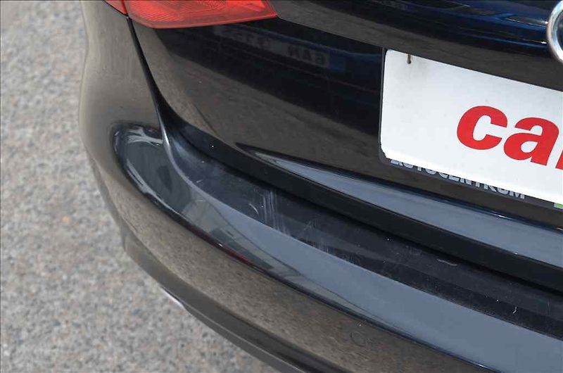 Audi A4 (2012) AVANT 3,0 TDI - fotka 9 z 22