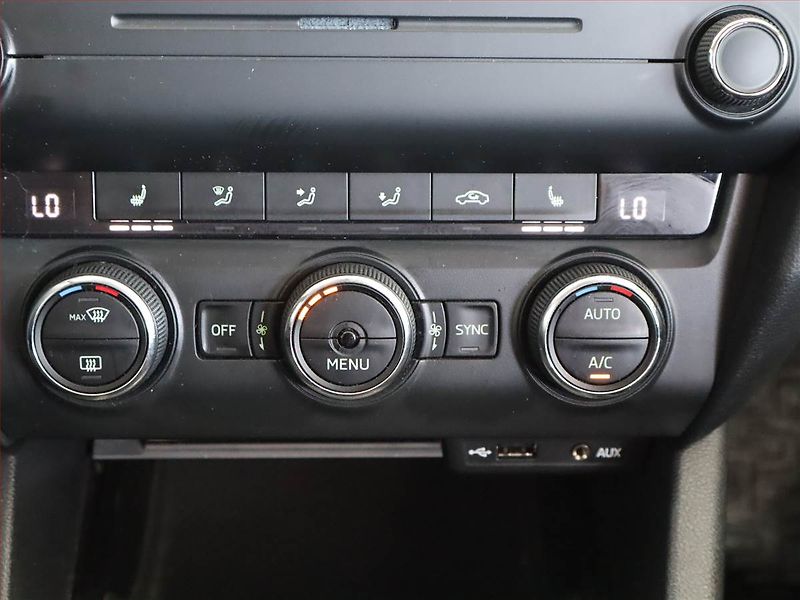 Škoda Octavia (2016) 1.6 TDI, Serv.kniha, Tempomat - fotka 19 z 19