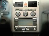 Volkswagen Touran (2008) 1.6i, navi, autoAC - náhled 13