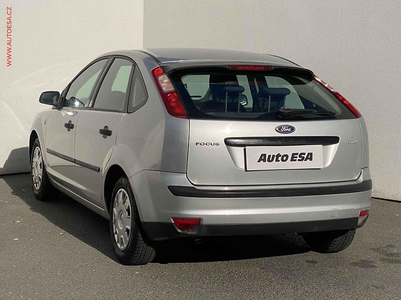 Ford Focus (2005) 1.6TD, 1.maj, servis.kniha - fotka 6 z 16