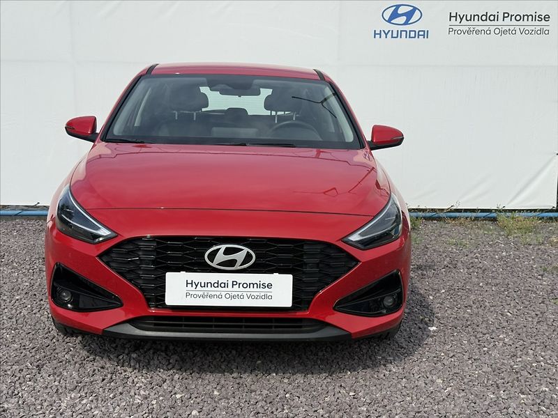 Hyundai i30 1,5 CVVT 71kW Comfort - fotka 4 z 24