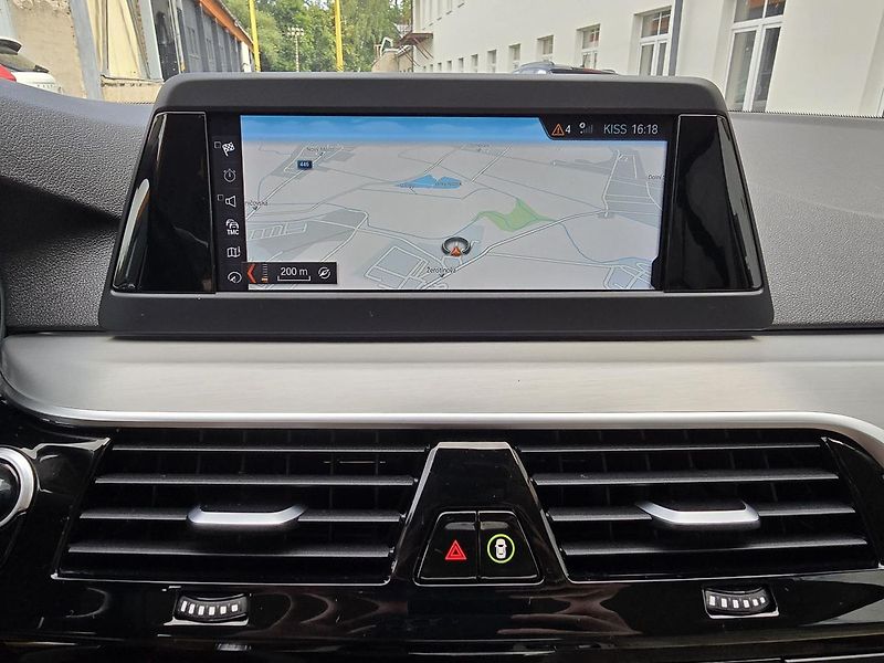 BMW Řada 5 185kW XDRIVE LUXURY - DPH - fotka 16 z 47