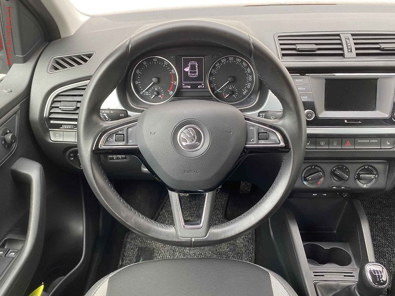 Škoda Fabia (2016) 1.2 TSi, Ambition, +kola - fotka 11 z 17