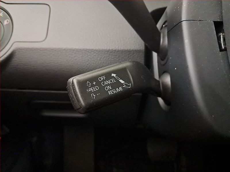 Volkswagen Passat (2014) 2.0 TDI, Automat, Xenony - fotka 21 z 21