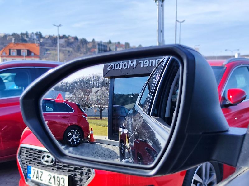 Hyundai Tucson 1.6 T-GDI/132kW Smart DCT MHEV - fotka 14 z 30