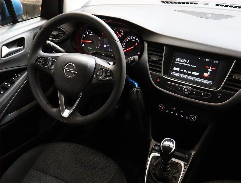 Opel Crossland X (2020) 1.2 Turbo, Tempomat - fotka 7 z 17