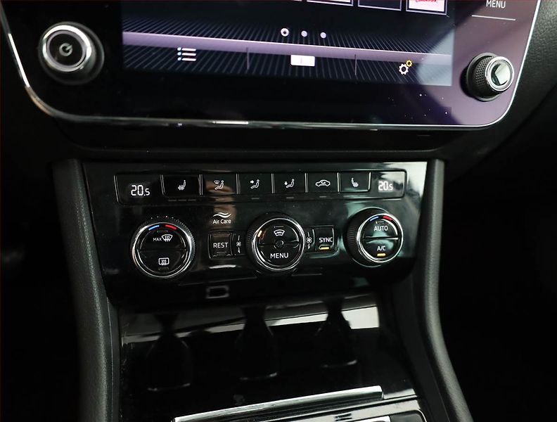 Škoda Superb (2019) Style 2.0 TDI, Automat, Kůže - fotka 9 z 22