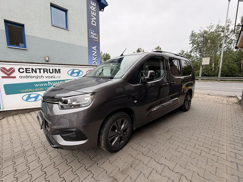 Toyota ProAce City Verso 1.2-7 MÍST-MOŽNOST VESTAVBY - fotka 22 z 23