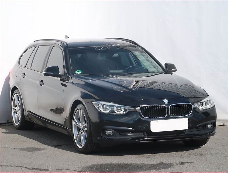 BMW Řada 3 (2018) 318 d, Automat, Serv.kniha - fotografie inzerátu