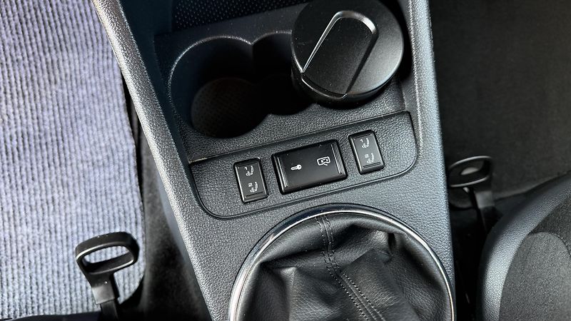 Škoda Fabia 1.2TSi*63kW*STYLE PLUS*128TKM* - fotka 17 z 27