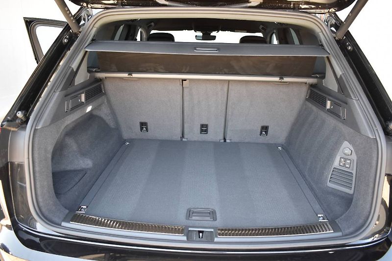 Volkswagen Touareg (2025) 3.0TDI 210kW R-Line,Wevasto, Z - fotka 12 z 20