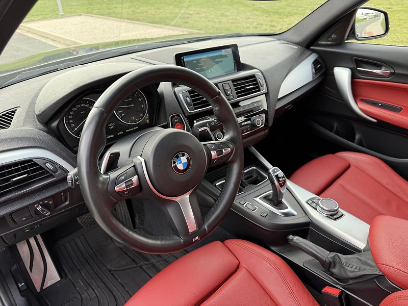 BMW Řada 1 M135i xDRIVE NAVI H/K LED KŮŽE - fotka 12 z 43