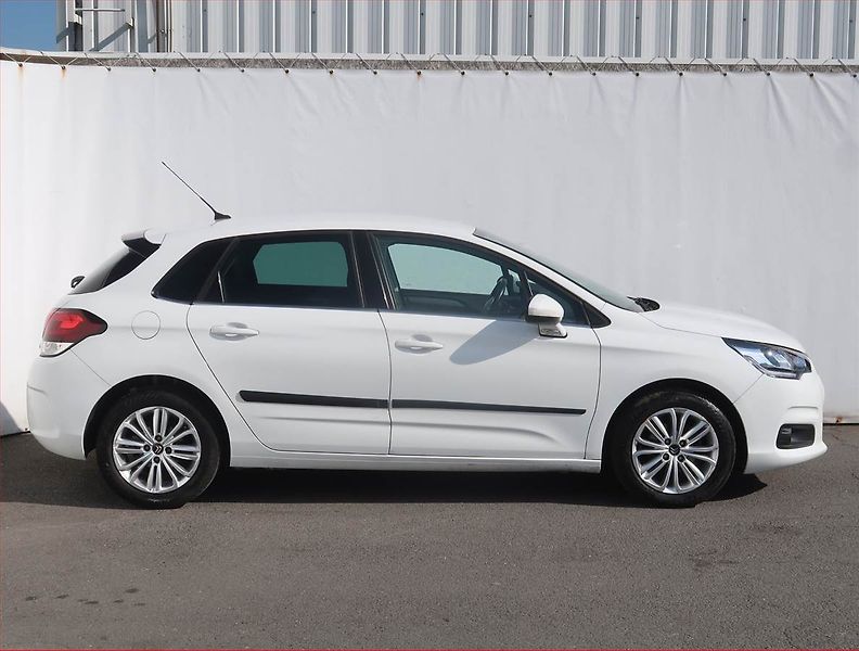 Citroën C4 (2016) 1.6 BlueHDi, nová STK - fotka 6 z 20