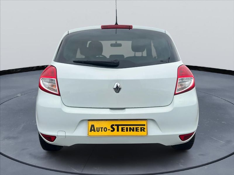 Renault Clio 1,5 DCi,2x Sada kol,Klima - fotka 6 z 16
