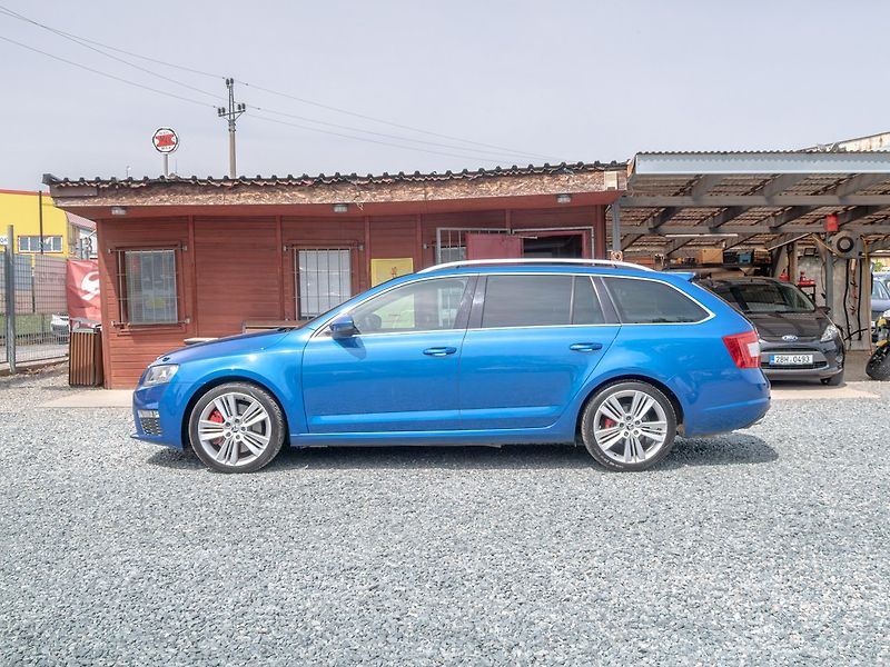 Škoda Octavia (2015) 2.0TDI 135KW RS – NAVIGACE - fotka 8 z 49