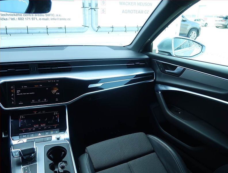 Audi A6 (2019) S line 40 TDI - fotka 8 z 26