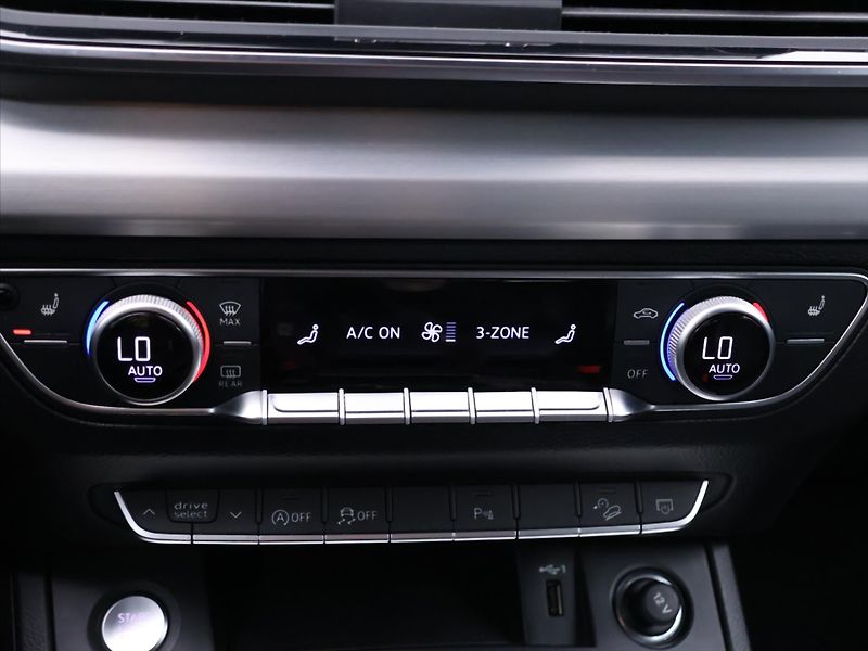 Audi Q5 3,0 50TDI 210kW S-line quattro - fotka 25 z 36