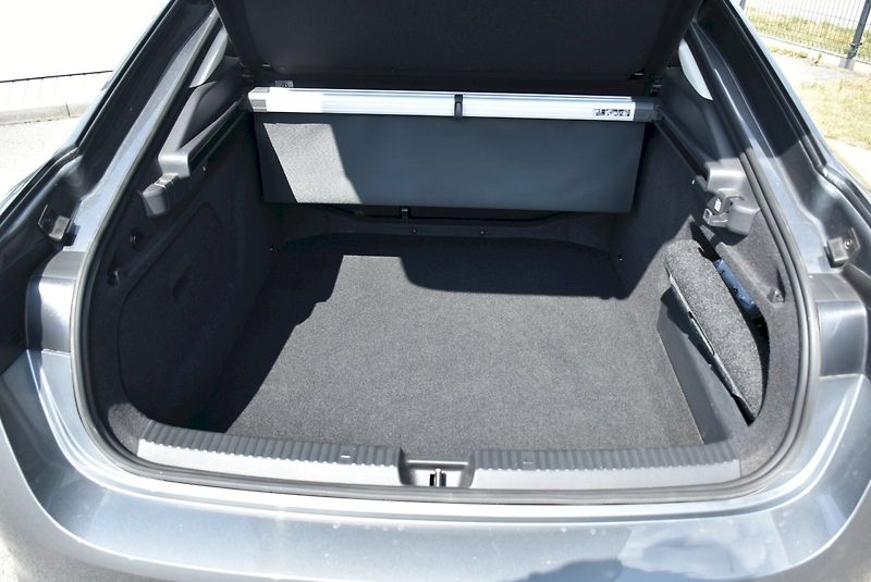 Škoda Superb (2024) L&K 2.0 TDI 142kW 4x4 DSG - fotka 28 z 34