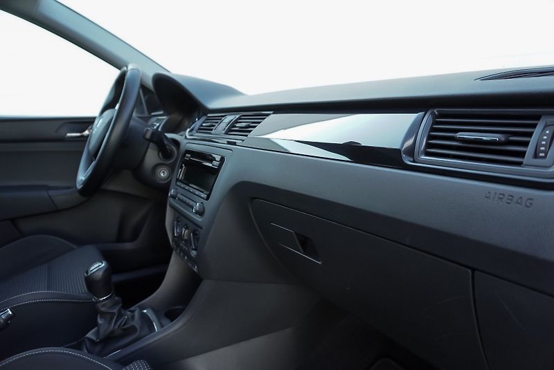 Škoda Rapid 1.2 TSi 77kW STYLE PLUS - fotka 15 z 29